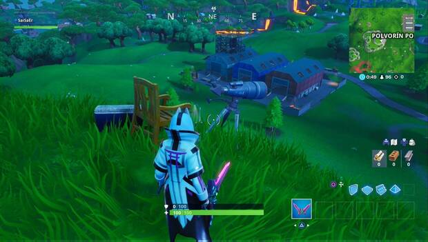 Fortnite - Baila junto a telescopios distintos: telescopio cerca de Polvorín Polvoriento