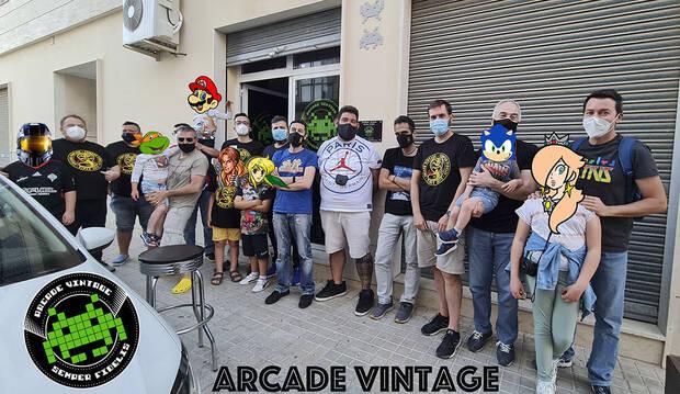 Algunos de los socios de Asociación Arcade Vintage en 2021.