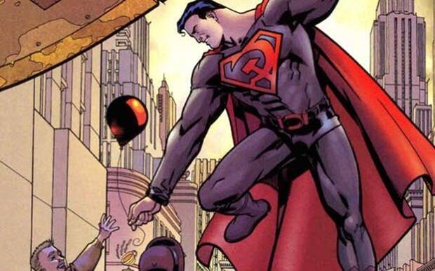 Superman con el traje de los cómics de Red Son (2003)