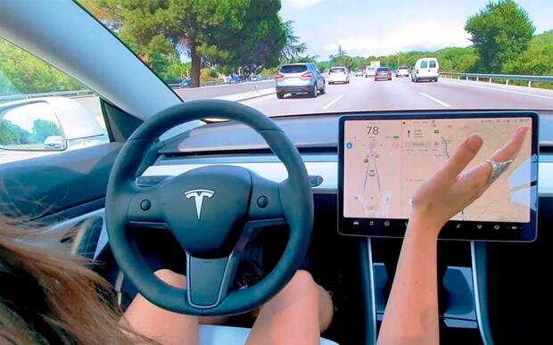 AutoPilot Tesla
