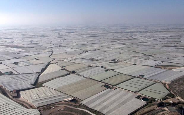 Vista desde el cielo del campo de Dalías de Almería