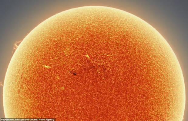 Fotografía del sol tomada por Andrew McCarthy