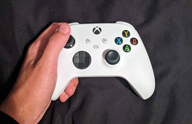 Xbox Series S aparece mencionada en la caja del nuevo mando de Microsoft Imagen 2