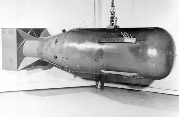 Bomba at�mica