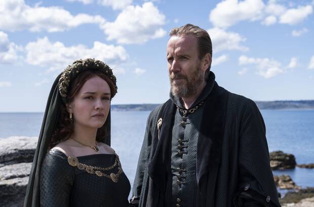 Otto Hightower Alicent Olivia Cooke