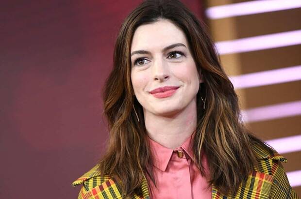 Anne Hathaway en una entrega de premios