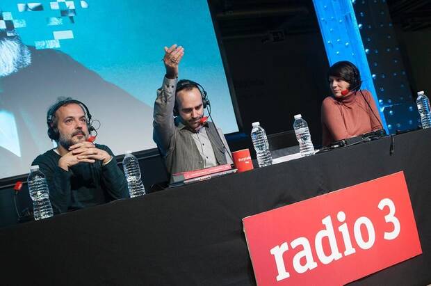 Santiago Bustamante, el hombre que hackea tu cerebro desde la radio Imagen 4