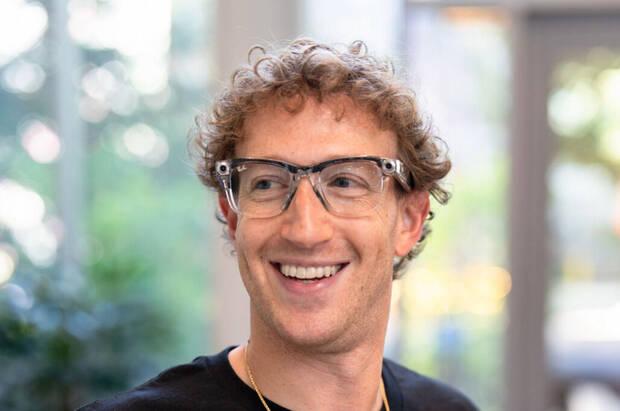 Mark Zuckerberg con las RayBan de Meta