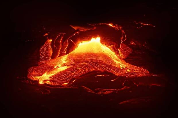 Lava en el interior de la Tierra