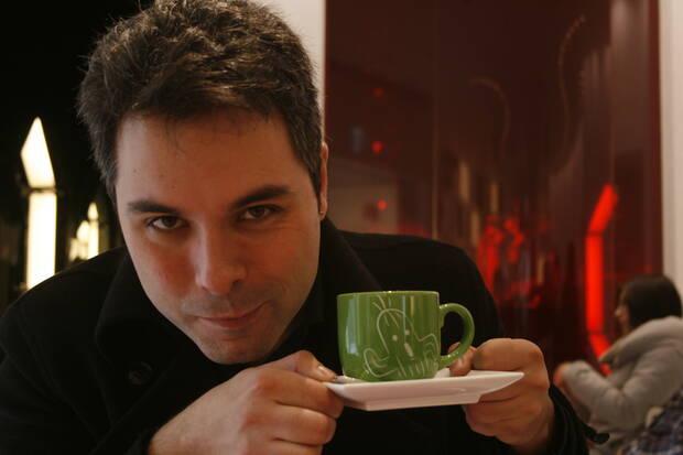 Arque visitó la sede central de Square Enix, en Japón, justo antes de empezar a trabajar en Square Enix External Studios.