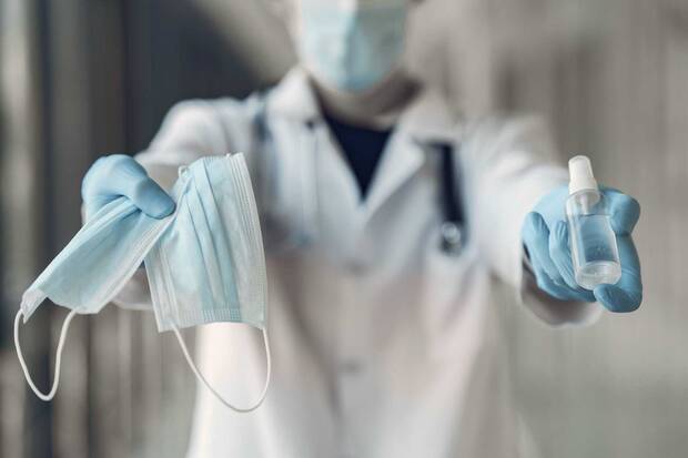 La pandemia terminará en 2022 según Gates