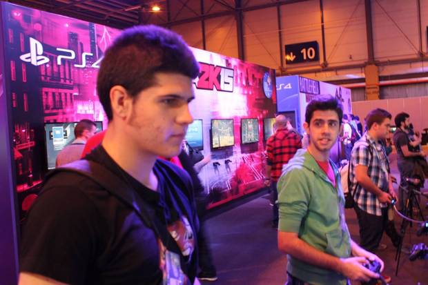 Montero cubriendo Madrid Games Week en 2014.