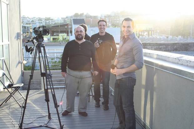 De izquierda a derecha: Sánchez, Rubén Mercado (actualmente colaborador del podcast de Vandal) y Nacho Ortiz (por entonces redactor jefe de Meristation), allá por 2008 en San Francisco.