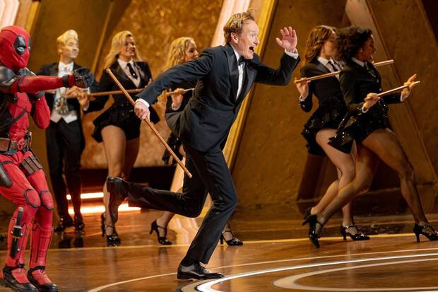 �scar 2025 con Conan O�Brien