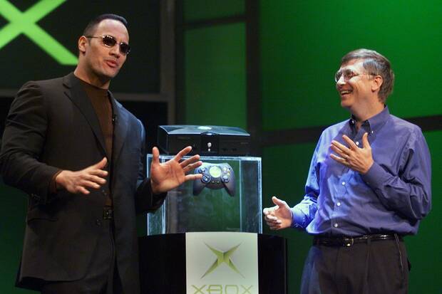 The Rock y Bill Gates fueron dos de las múltiples personalidades que participaron en la presentación de la consola.