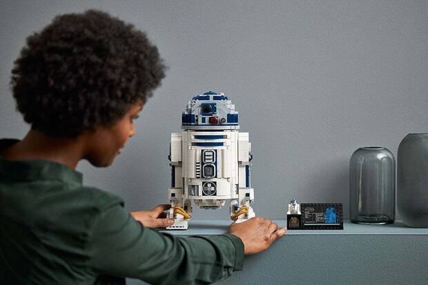 LEGO R2 Star Wars