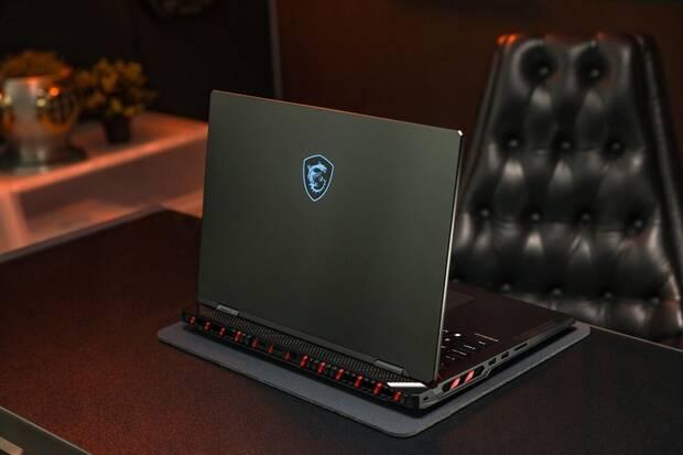 Imagen promocional del diseño del MSI Raider 18 HX AI / MSI Raider A18 HX