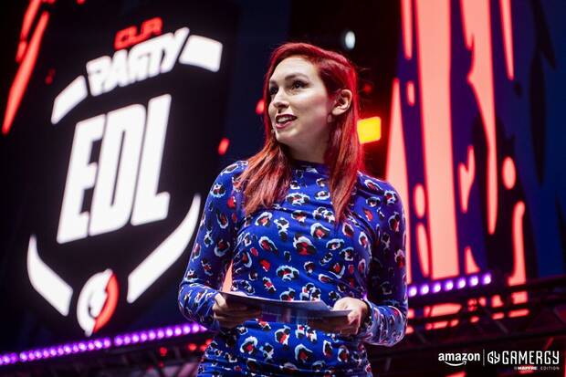 Hosteando Our Party, competicion femenina de Riot Games.