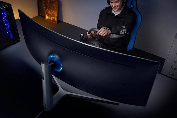 Samsung presenta el monitor QLED para juego más grande del mundo Imagen 2
