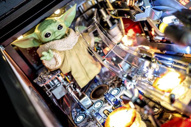 Mesa Pinball Mandalorian