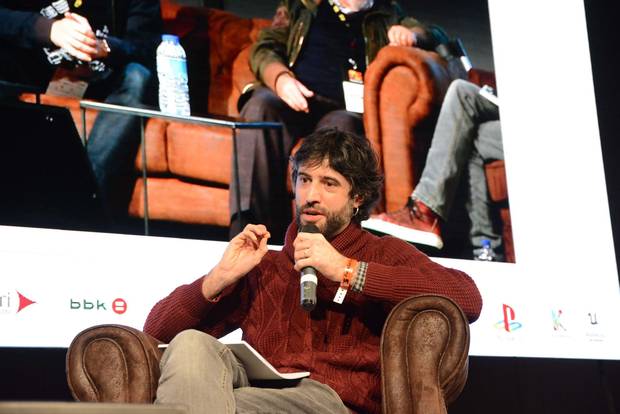 Antonio Santo presenta las charlas y entrevistas del Fun & Serious Games Festival.
