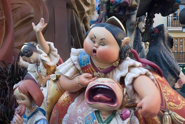 Aunque lleva varias décadas en EE.UU., Moreno destaca la influencia de su Valencia natal en su arte.