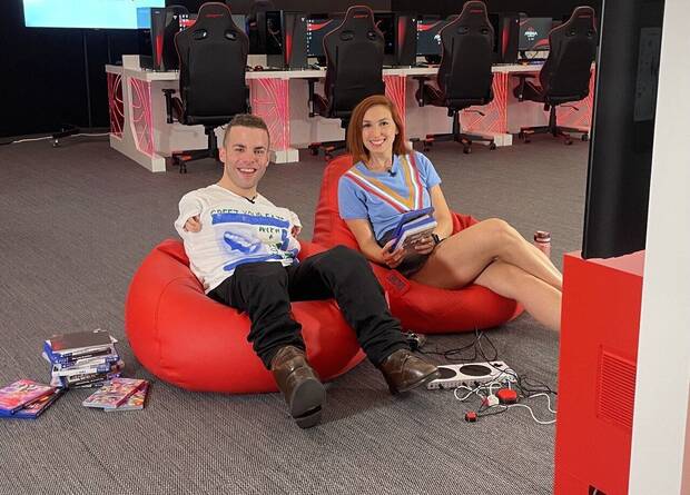 Smirnova con Kike Garca Corts, responsable de Ga11y en Fundacin ONCE.