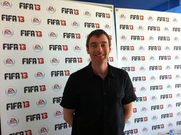 Dos d�cadas de FIFA 16
