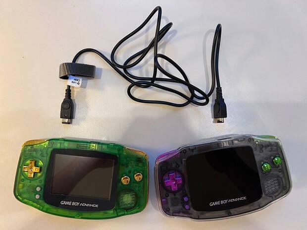 Versin del Cable Link para Game Boy Advance