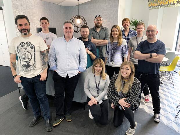 El equipo de 'Life is Strange' en Square Enix.