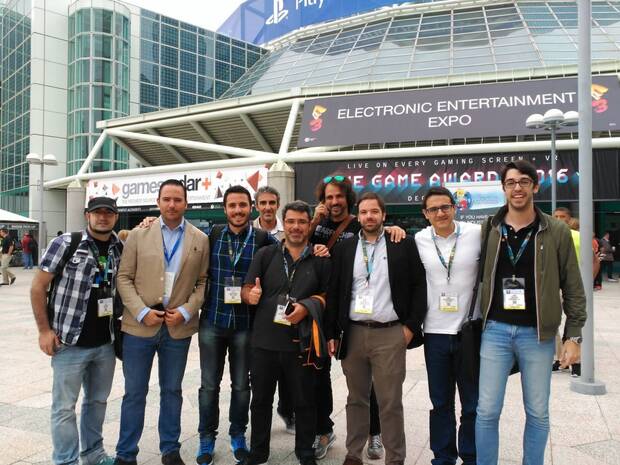 Los equipos participantes en la primera edición de Talents, en el E3 de 2016.