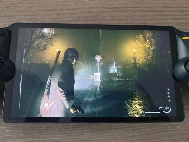La pantalla no se libra de reflejos en zonas bien iluminadas con los juegos m�s oscuros.