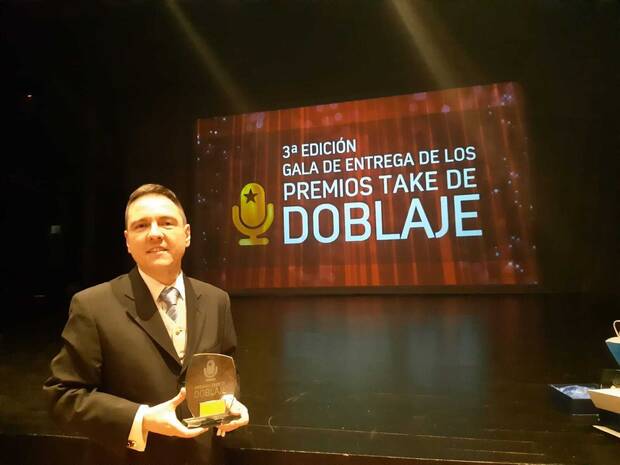 El premio Take de Doblaje a la Mejor Dirección de Videojuegos es uno de los seis premios que ha recibido Navarro hasta ahora como director de doblaje.