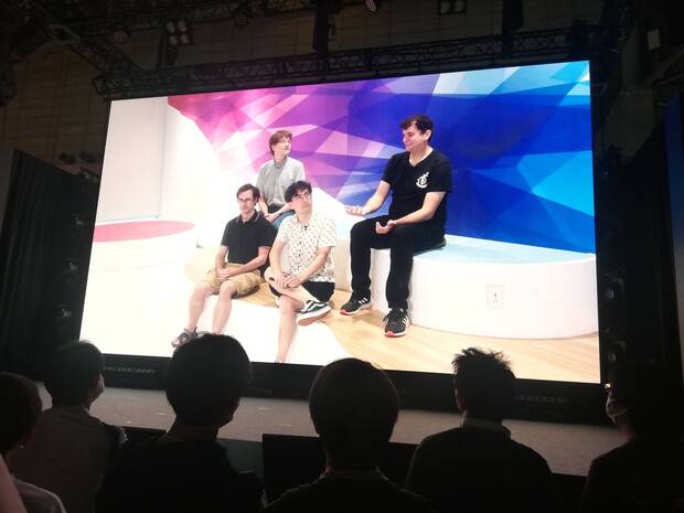 En la imagen, de izquierda a derecha: Miguel Murat, Daniel Elías, el mangaka Ken Niimura y Luis García.