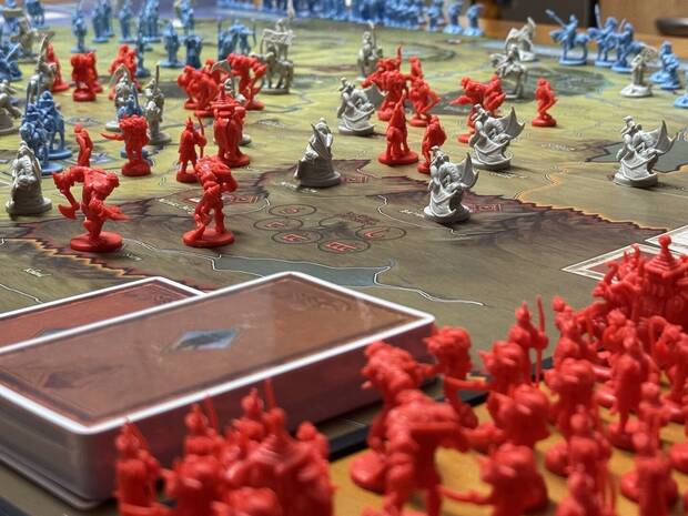 Batalla y cartas de La guerra del anillo