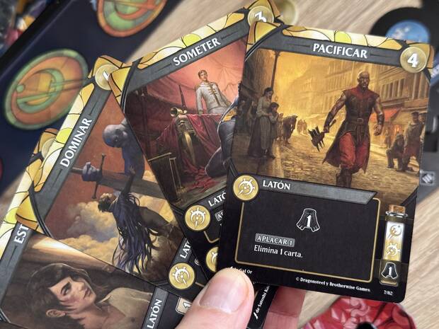 Nacidos de la Bruma, el juego de mesa