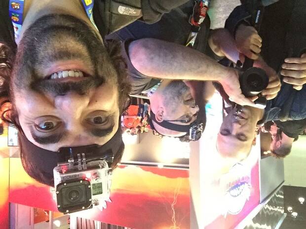 Maeso con Vctor Snchez (en el centro de la imagen) grabando en el E3.