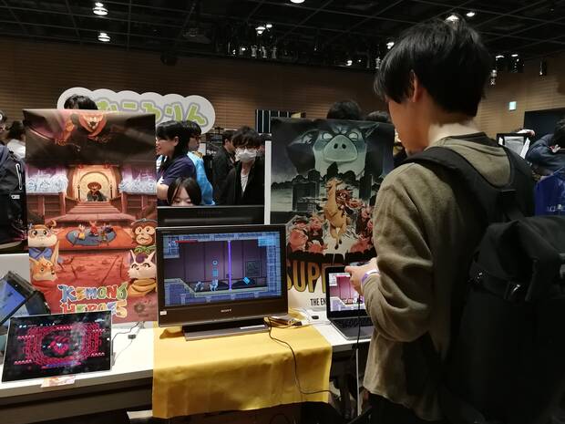 Promocionando 'Superepic' en el Tokyo Indies de 2018.