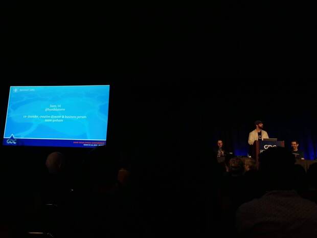 En la GDC, en San Francisco, en 2019. dando una charla en el Failure Workshop de la GDC 2019 sobre todo lo que hicimos mal con Solo. 'Fue una experiencia terapéutica, un punto de inflexión', dice De la Torre.