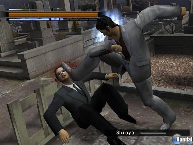 Una imagen de 'Yakuza 2' (2006), que demuestra cómo esta saga nunca ha escatimado con la violencia.