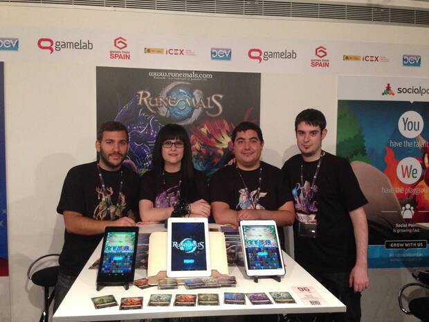 El equipo de 'Runemals', la inexperiencia llevó a que el desarrollo no saliese bien, 'casi me cuesta la empresa y la salud', dice Andújar.