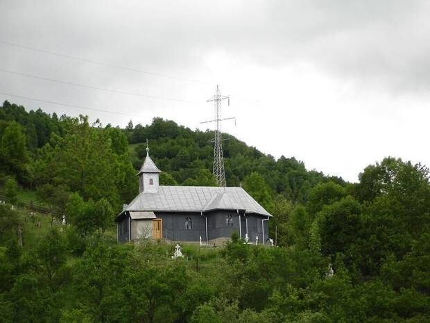 Pueblo con habitantes del mismo nombre, Țepeșeni, Rumana