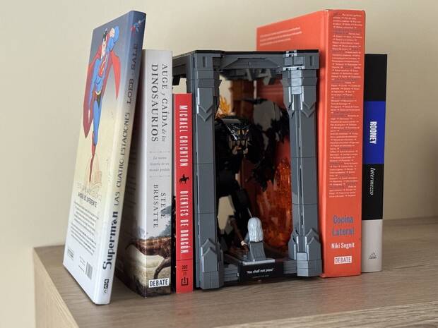 LEGO Icons The Lord of the Rings: Balrog Book Nook