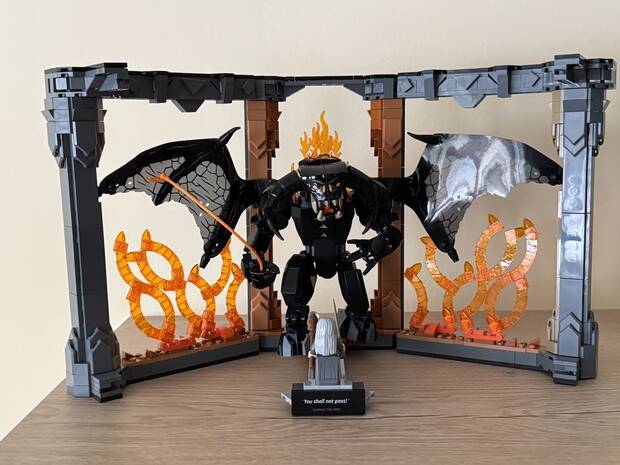 LEGO Icons The Lord of the Rings: Balrog Book Nook