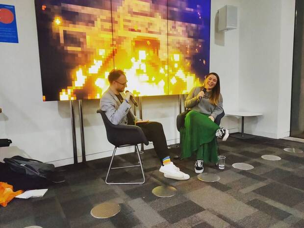 D�ez impartiendo una charla en Game Happens, Genova (2019).