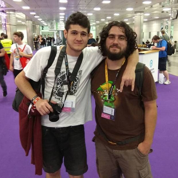 Montero con el guionista de videojuegos y antiguo periodista Carlos Gurpegui.