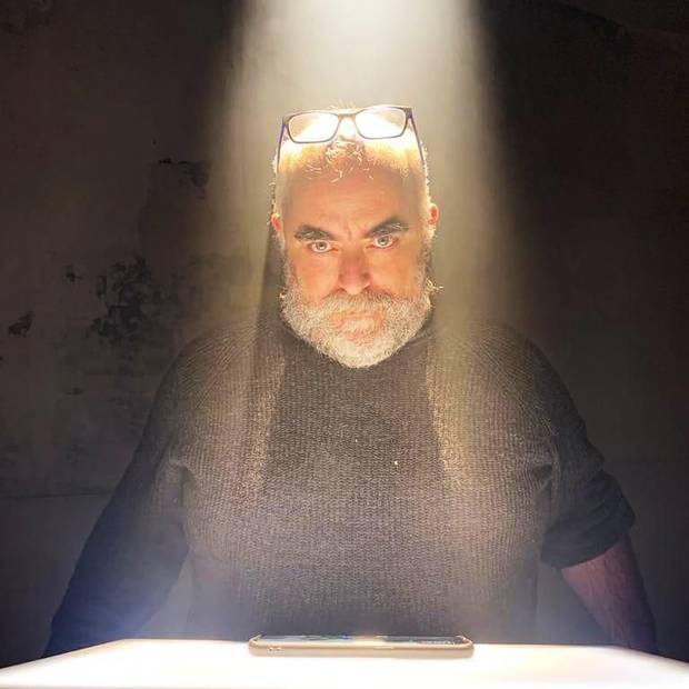 Víctor Sánchez en el set de una publicidad de Ibai Llanos para LoL Wild Rift.