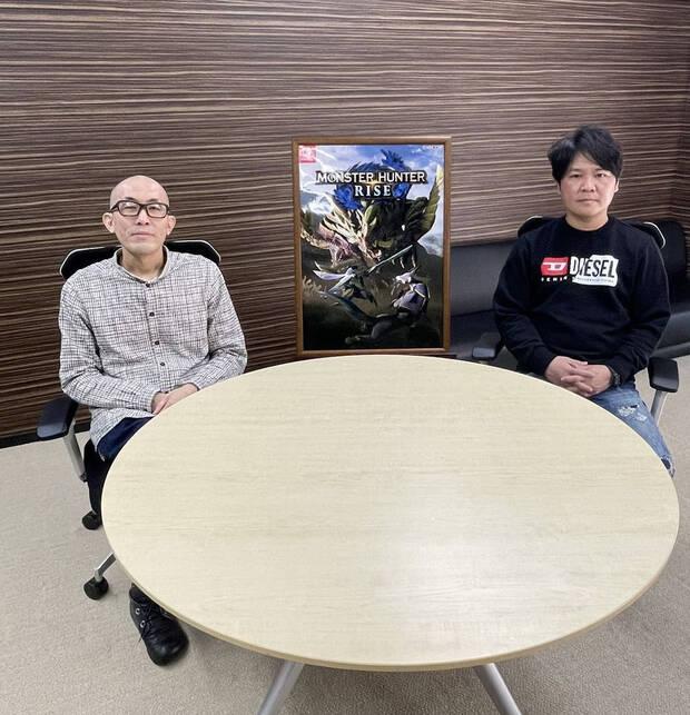 Yasunori Ichinose, director de Monster Hunter Rise, y Ryozo Tsujimoto, productor de la saga Monster Hunter.