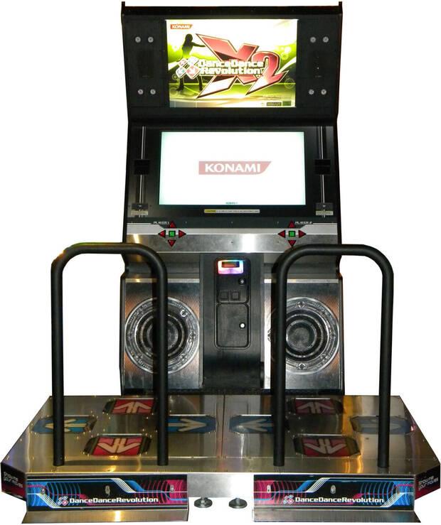 Mueble arcade de Dance Dance Revolution
