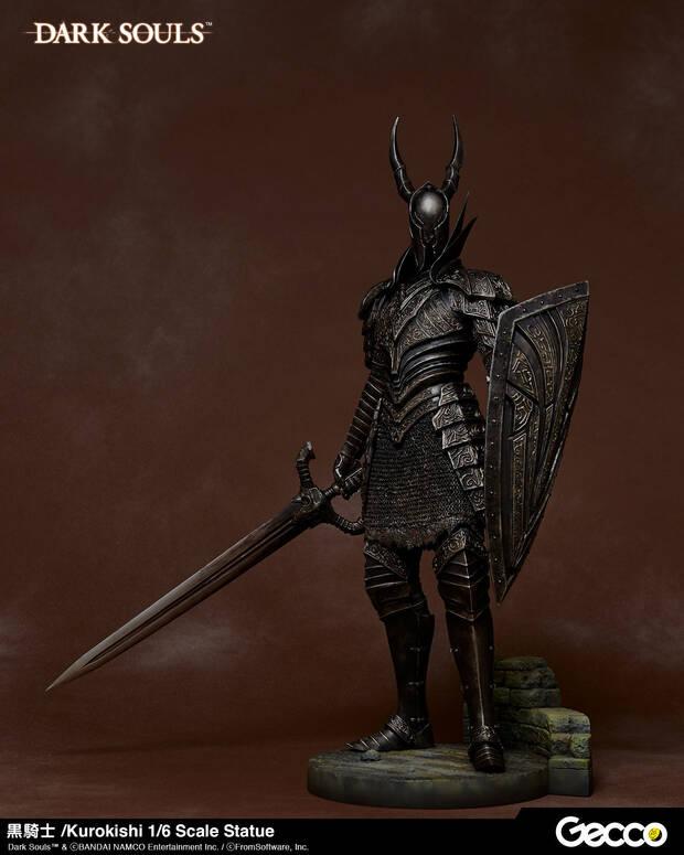 As es la impresionante figura del Caballero Negro de Dark Souls Imagen 2